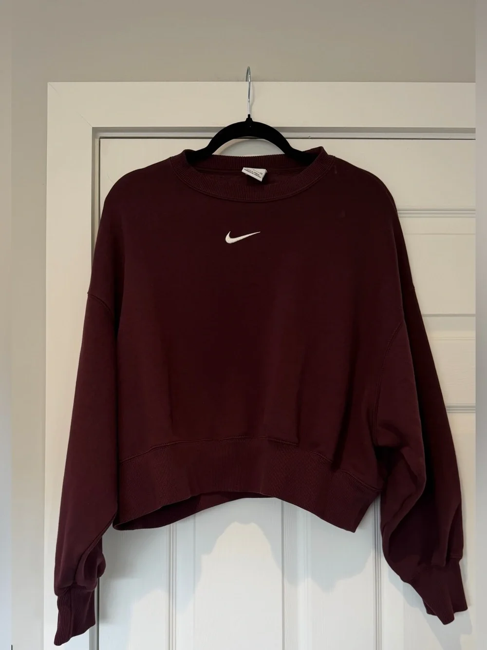Auth. ✅ Nike Phoenix Oversized Crop Crewneck in “Burgundy Crush/Sail” Size Small